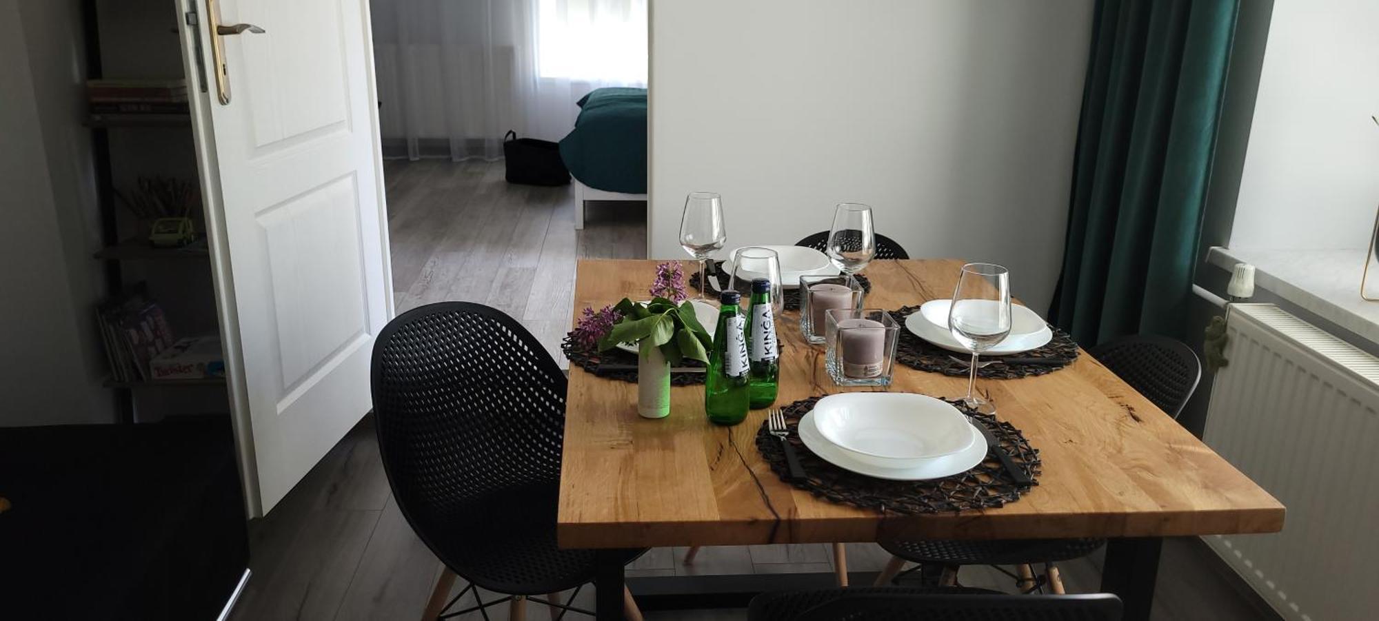 Apartamenty Pod Uwalonym Debem Jezow Sudecki Ngoại thất bức ảnh