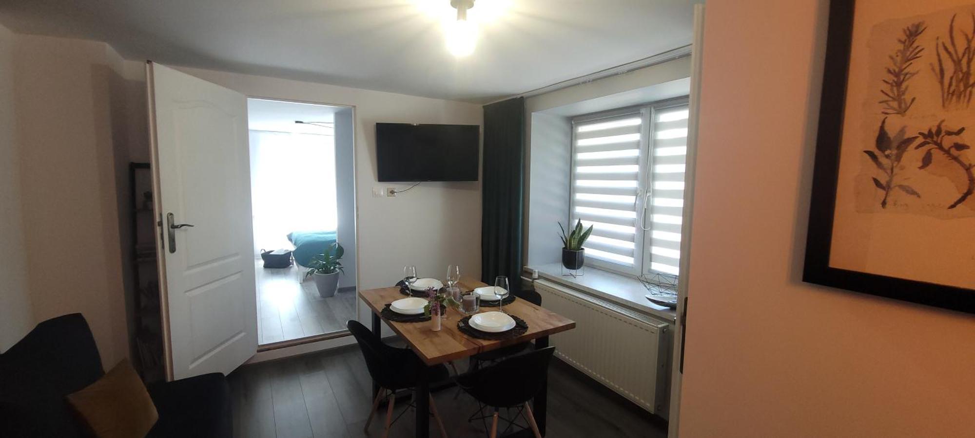Apartamenty Pod Uwalonym Debem Jezow Sudecki Ngoại thất bức ảnh